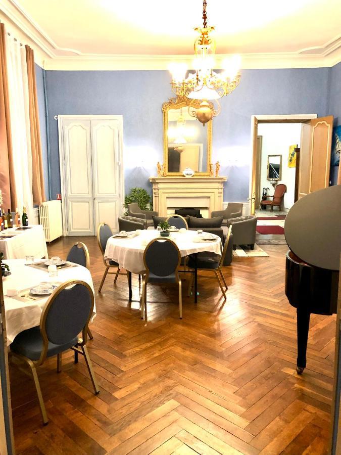 Hotel Particulier Chateau Des Marais Proximite Et Vue Sur Le Lac De Grand Lieu Saint-Philbert-de-Grand-Lieu Bagian luar foto